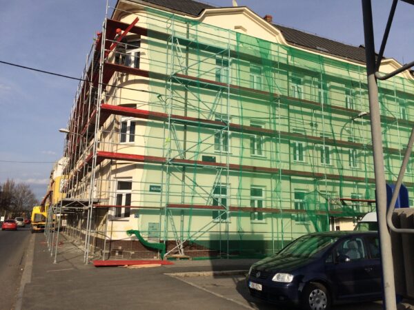 Lešenář (od 45 000 Kč)